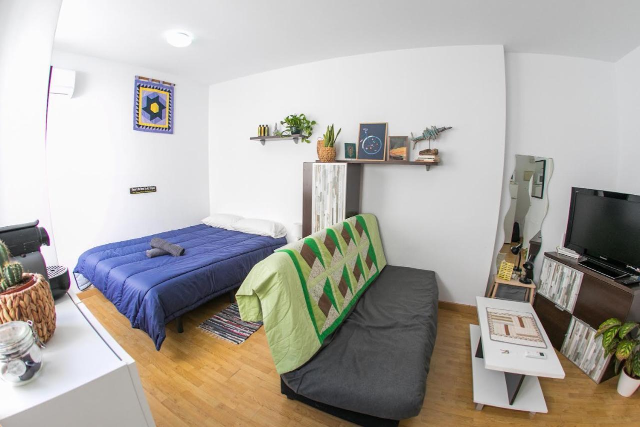 Estudio Cobertizo Apartment Малага Екстериор снимка